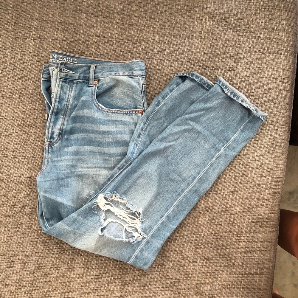American eagle mom jeans